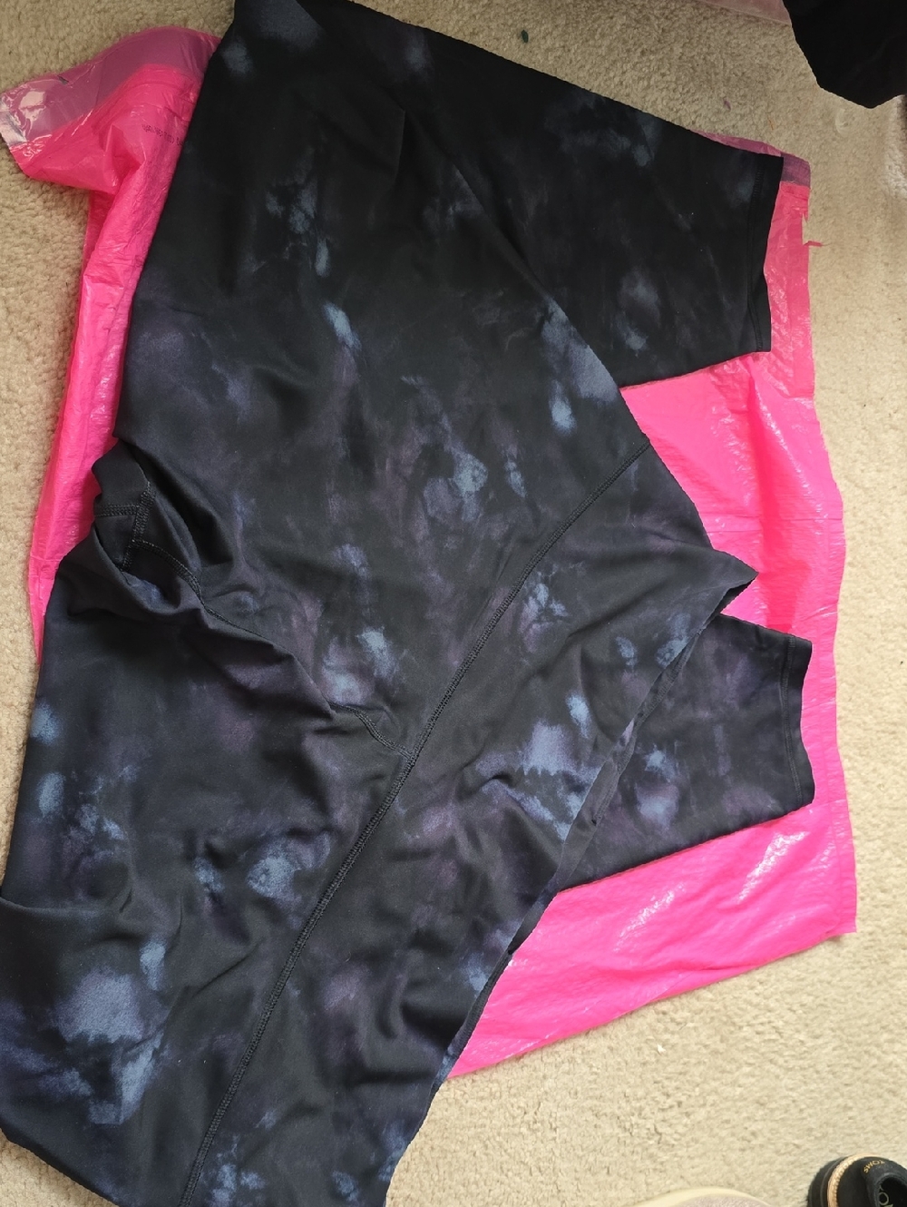 Old Navy Black Tie-Dye Leggings